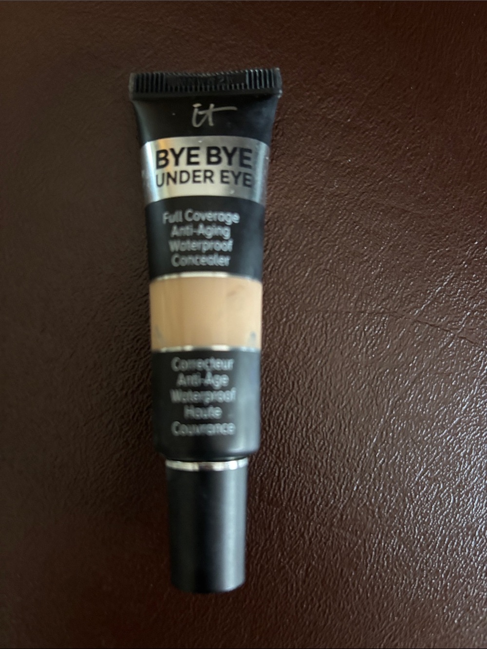 it cosmetics Bye Bye Under Eye Concealer - medium nude